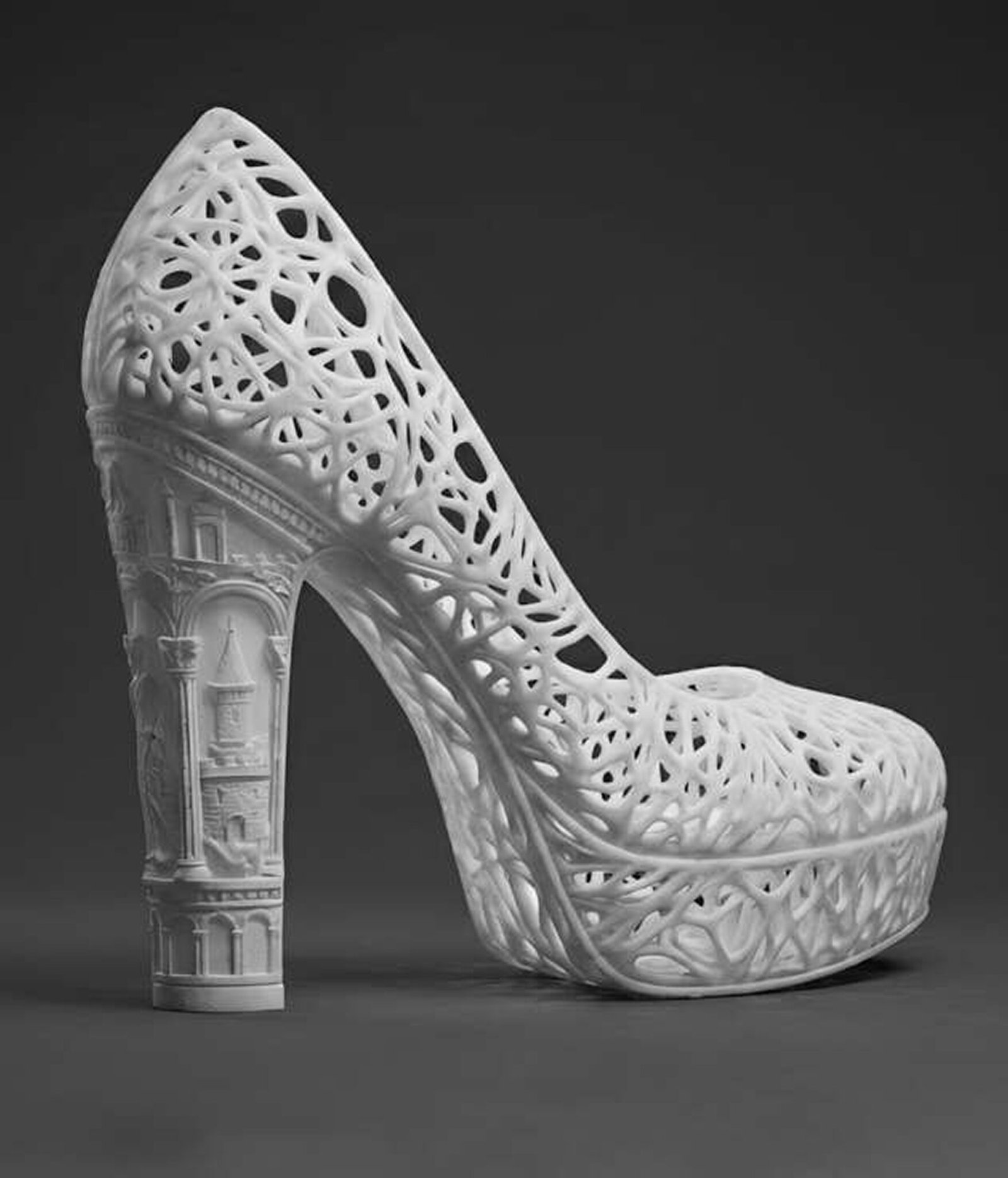 Architectural lace high heel model